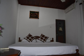 Гостиница Chamudu Villa  Bentota